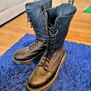 Black dr. martens size 11.5 women, 10 men
